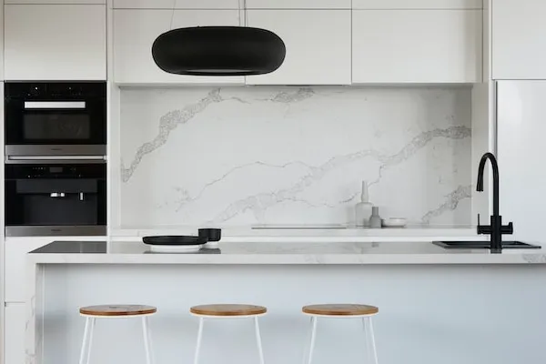 تفاوت پخت کیک در فر و مایکروفر