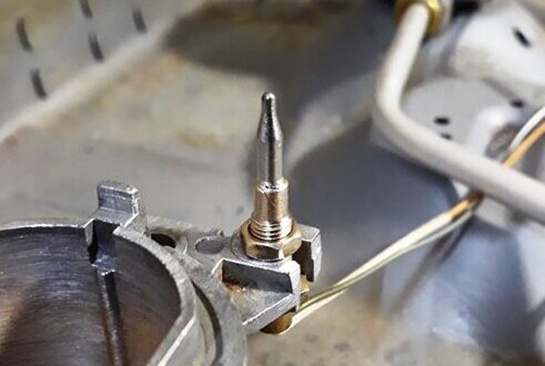 علت جرقه نزدن فندک اجاق گاز رومیزی